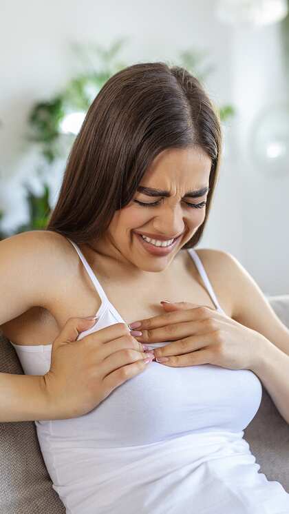 Chest Pain: ఛాతినొప్పి అంటే హార్ట్ఎటాక్ ఒక్కటే కాదు.. ఇవి కూడా కారణాలే