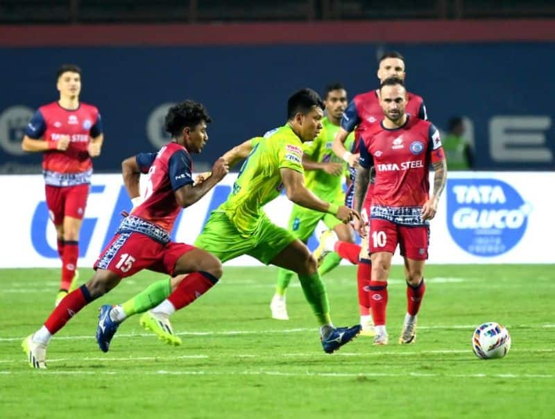 football ISL 2023-24: Vukomanovic satisfied with Kerala Blasters FC's draw against Jamshedpur FC; WATCH highlights snt