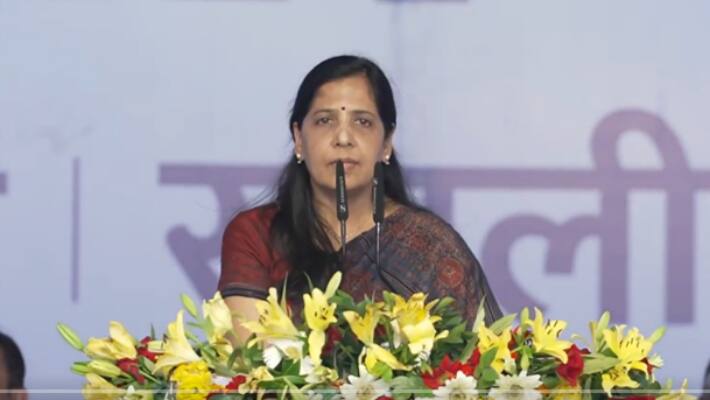 Sunita Kejriwal Rally