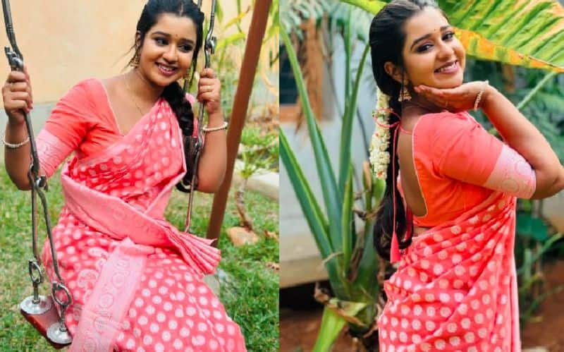 Serial Actress Mouna Guddemane in traditional look, fans comment about her Beauty Vin