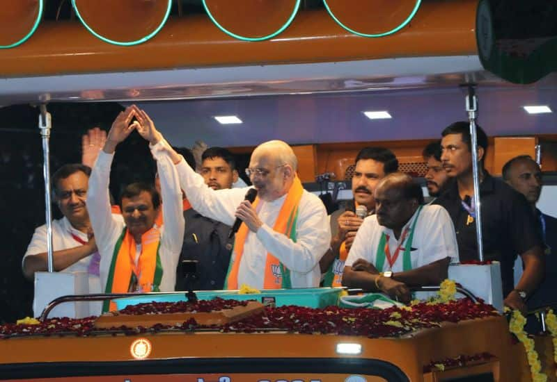 Lok Sabha Election 2024 Amit shah channapatna Road show sends clear message to Karnataka Congress ckm