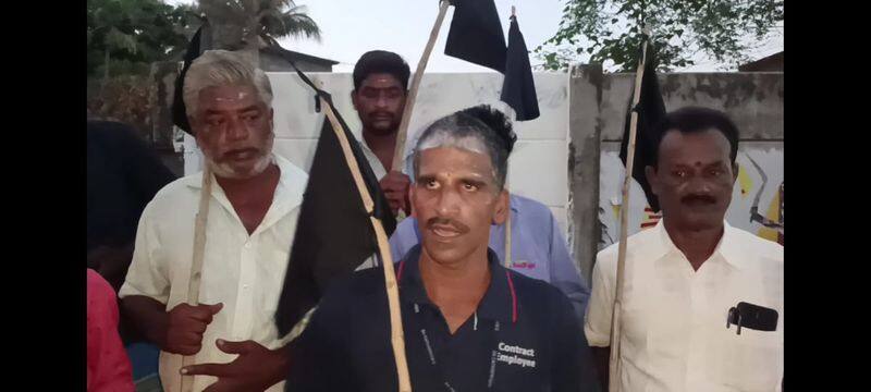 The DMK executives protested against the campaign of Arakkonam candidate jagathrakshakan KAK