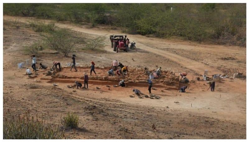 Kerala University research team has found a strong presence of the Harappan culture in Kutch Gujarat 