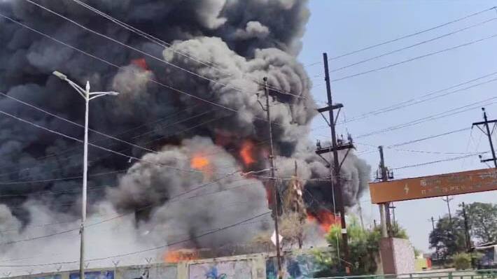 massive fire broke out in Raipur