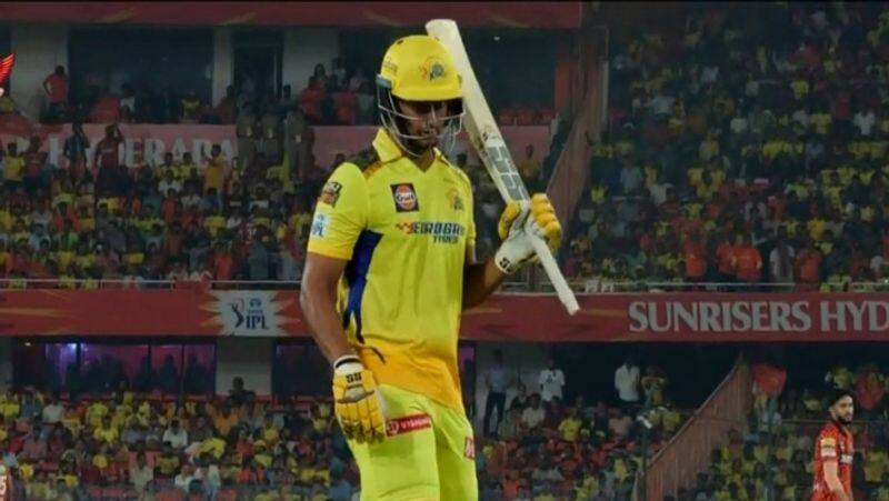 Chennai Super Kings Scored 165 Runs against Sunrisers Hyderabad in 18th IPL Match at Hyderabad rsk