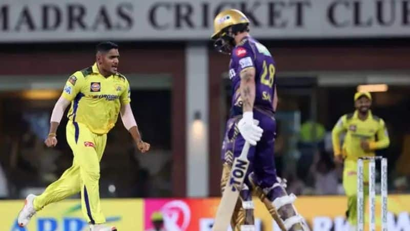 Tushar Deshpande take Philip Salt Wicket in first Ball of innings during CSK vs KKR in 22nd IPL 2024 Match at MA Chidambaram Stadium rsk