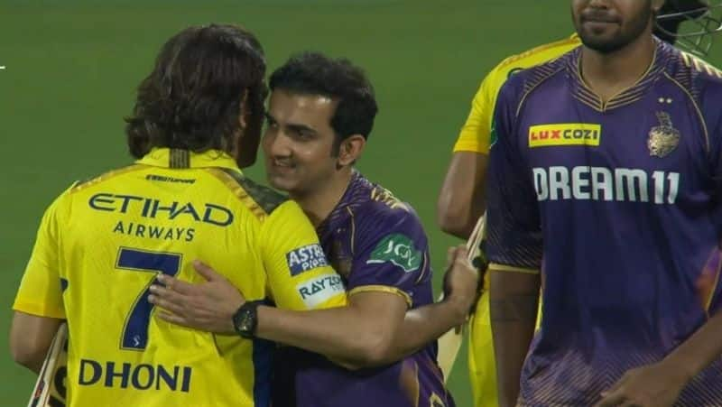 MS Dhoni and Gautam Gambhir hugged each other after the CSK vs KKR 22nd IPL match at MA Chidambaram Stadium rsk