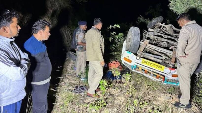 उत्तराखंड में 250 मीटर गहरी खाई में गिरा पिकअप ड्राइवर समेत 8 की मौत, यहां से लौट रहे थे सभी नेपाली