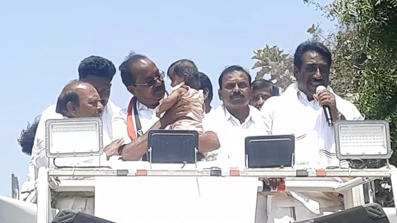 Kanchipuram AIADMK candidate Rajasekhar named the new born baby during the campaign vel