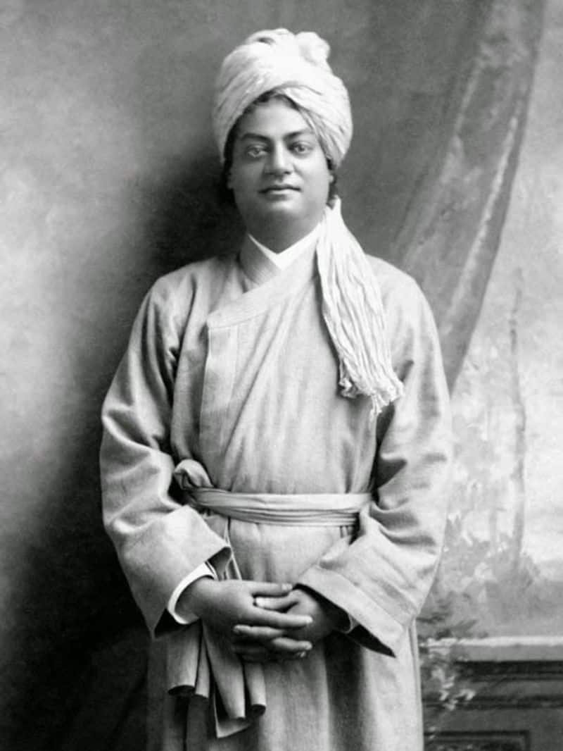 10 inspiring quotes by Swami Vivekananda for students iwh