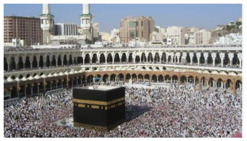 hajj pilgrims banned from bringing these items to makkah 