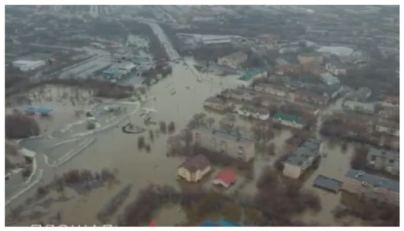 flood Russia and Kazakhstan evacuate over one lakh people 