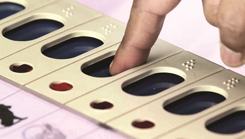 Lok Sabha Elections 2024: Postal voting for senior citizens in three constituencies of Bengaluru begins tomorrow vkp