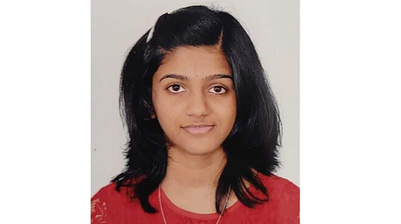 Ananya Nagesh who scored 99 percent marks in PUC seems to want to learn CA gvd