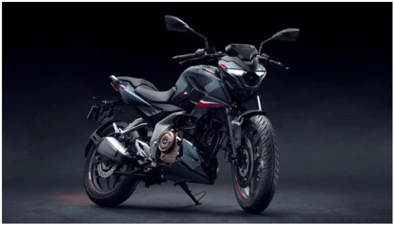 Bajaj with affordable 400cc bike new Pulsar will arrive next month