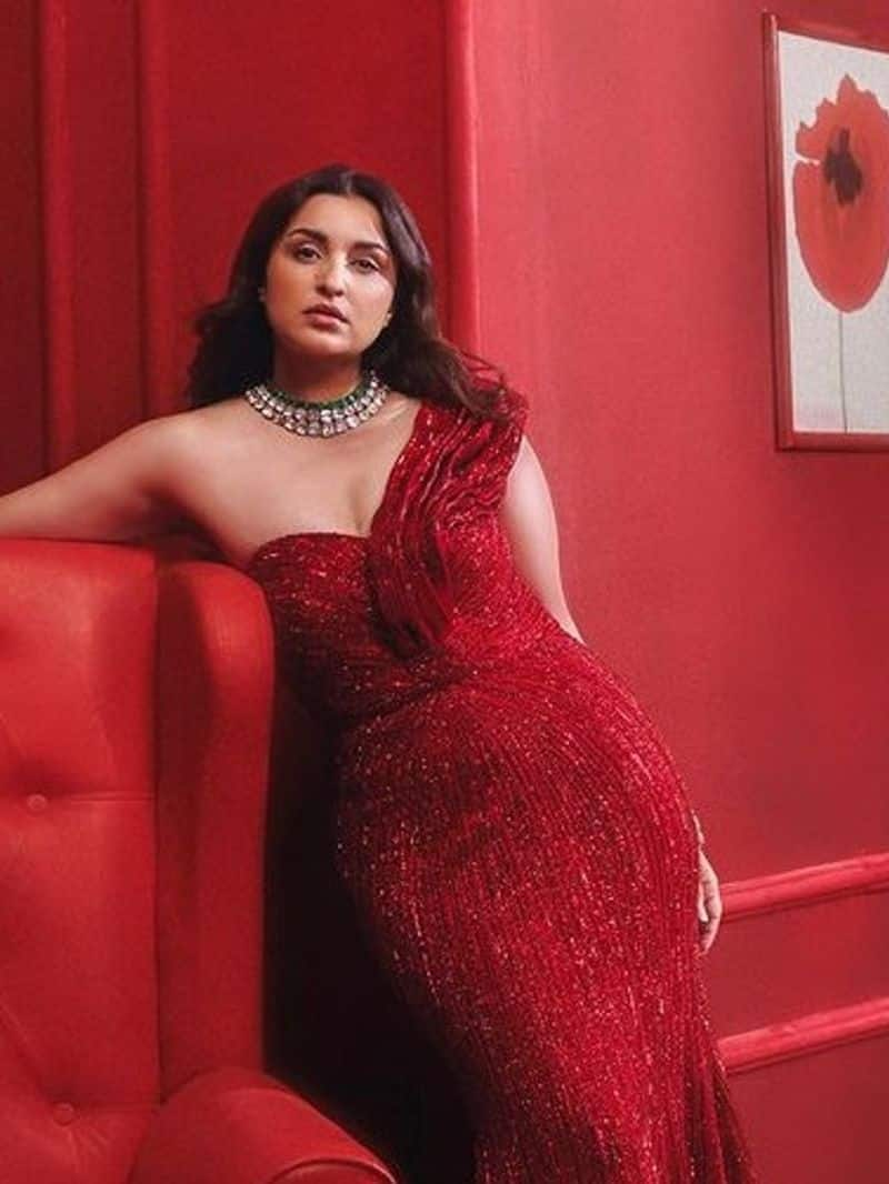 parineeti chopra latest jewelry 2024 zkamn