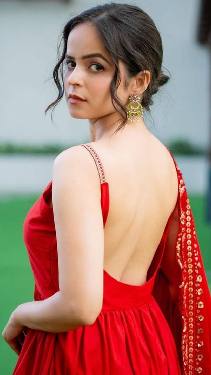 'तारक मेहता' की सोनू हैं बेहद स्टाइलिश, समर Outfits के क्या ही कहने..