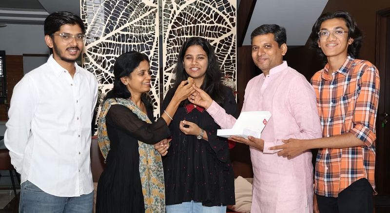 Upsc Result Merchant daughter Krupa Jain who got 440th rank without UPSC coaching gvd