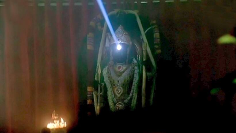 surya tilak at ayodhya ram mandir 7