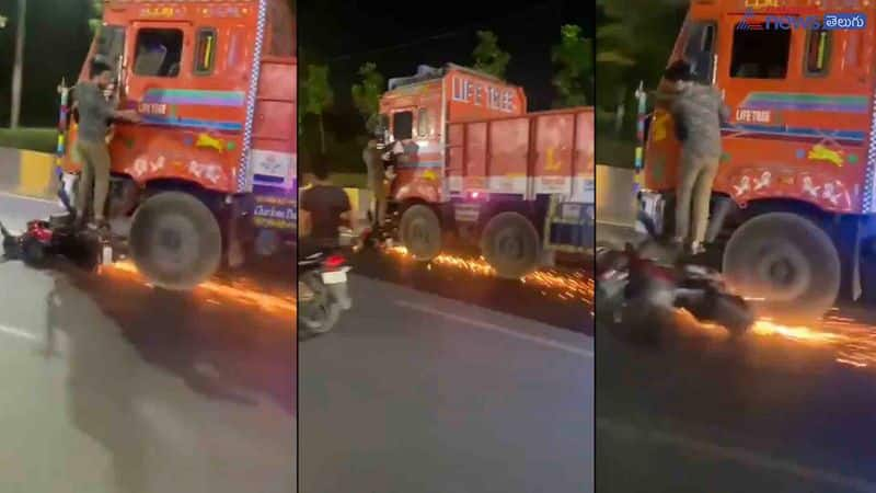 A lorry driver who had a bike accident