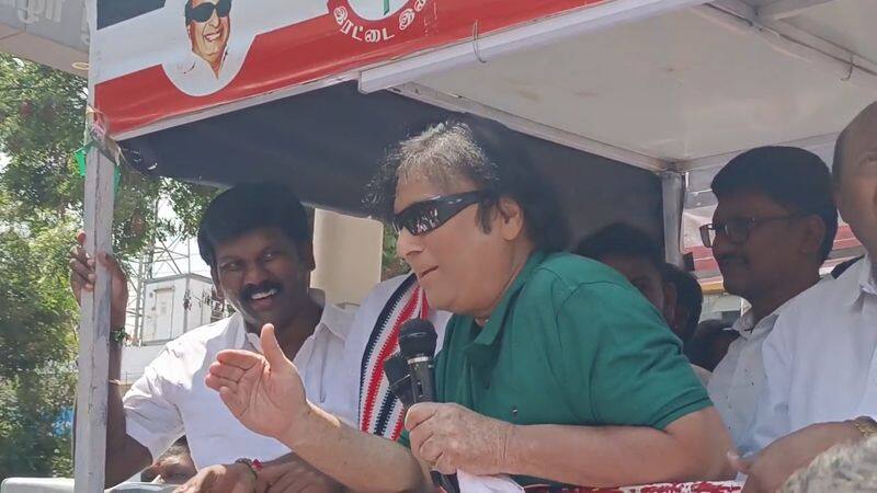 actor karthik sing a song and collects vote for aiadmk candidate singai ramachandran in coimbatore vel