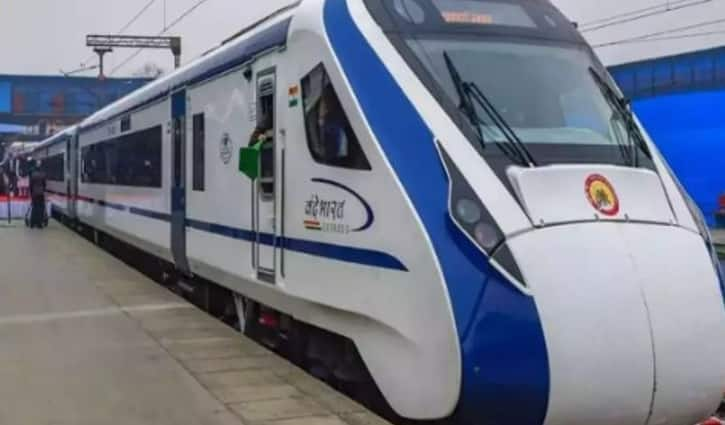 Vande Bharat Express Average Speed Down From 84 Kmph To 76 Kmph In 3 Years: RTI sgb