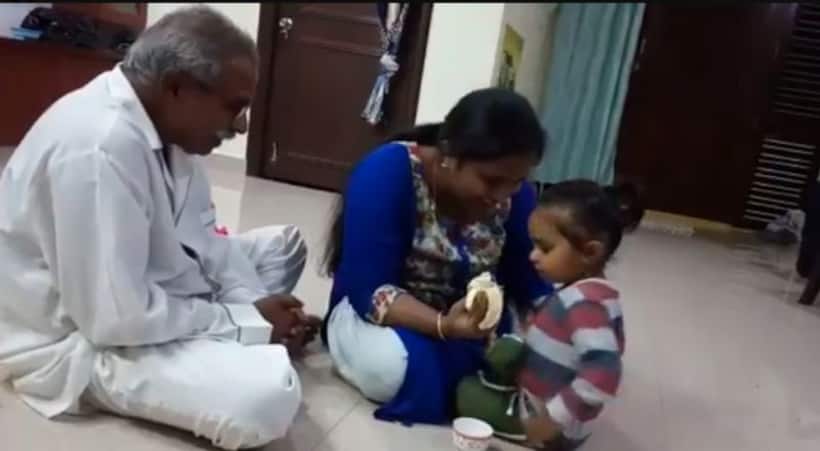 Viral Video : రెండో భార్య, కొడుకుతో వైఎస్ వివేకా సరదా సరదాగా ...  వైఎస్ సునీతకు కౌంటర్..!