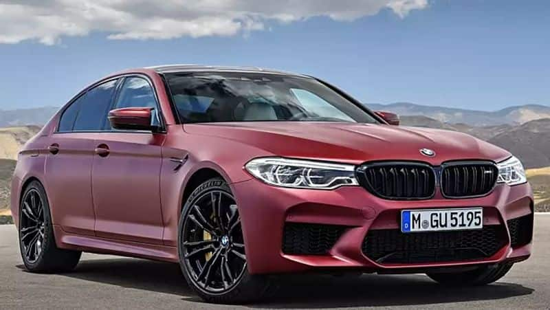 New BMW M5 breaks cover with plug in hybrid