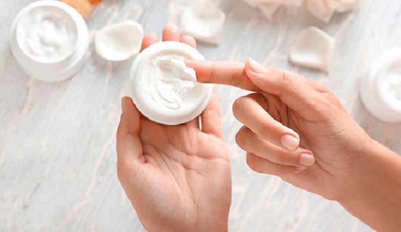 Skin hydration to softness Know benefits of using body lotion daily