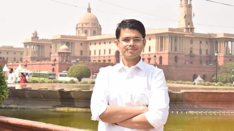 Shine in UPSC with study strategies from AIR 118 Siddharth Srivastava