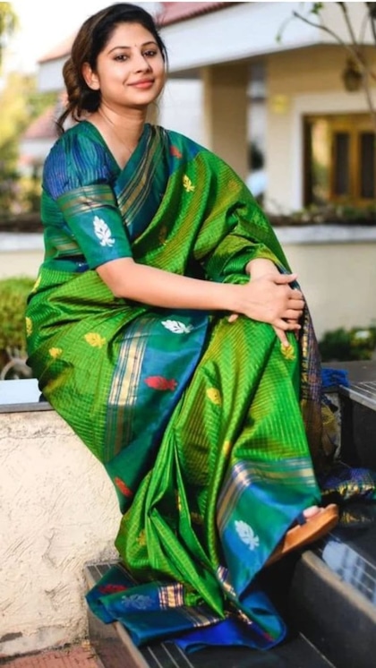 <p>तेलंगाना कैडर की IAS अफसर स्मिता सभरवाल के नाम मुख्यमंत्री कार्यालय में पहली महिला IAS के रूप में तैनात होने वाली अधिकारी बनी थीं। वर्तमान में वह CM तेलंगाना के सचिव हैं।</p>

<p> </p>
