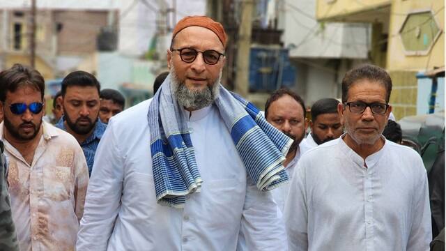 Asaduddin Owaisi 