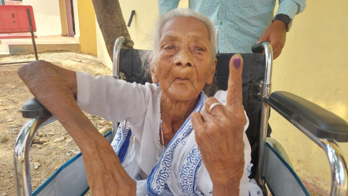 महाराष्ट्र के नक्सल प्रभावित गढ़चिरौली महाराष्ट्र के नक्सल प्रभावित गढ़चिरौली