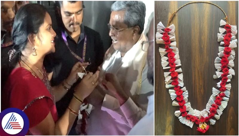 Shakti scheme LLB student Jayashree made free ticket garlanded and submit to CM Siddaramaiah sat