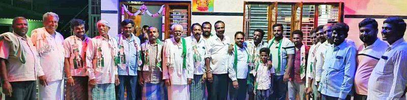 Mandya Many Congressmen join JDS party snr