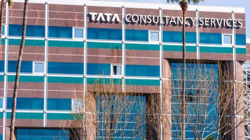 TCS ने वर्क फ्रॉम होम वाले कर्मचारियों को दिया बड़ा झटका  न्यू वेतन पॉलिसी से नहीं मिलेगी ये सुविधा