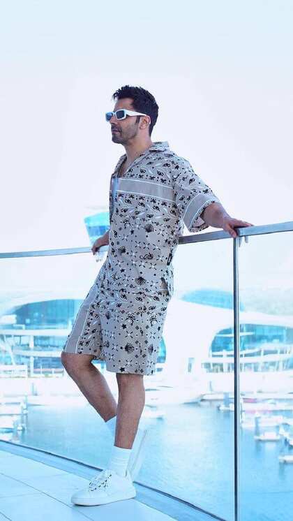 Varun Dhawan की तरह गर्मियों में पहनें MEN'S CO-ORD SET