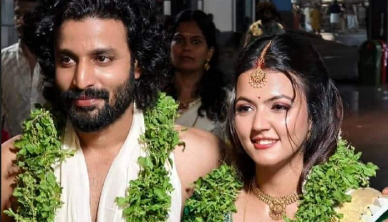 actor deepak parambol and actress aparna das married at guruvayoor 