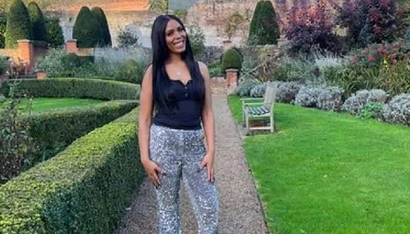 woman expelled from school at 15 now a millionaire Melissa Lewis 