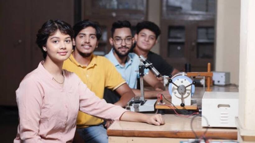 यहां हैं टेक्निकल फील्ड के 40 ट्रेड  मनपंसद सेक्टर में लेनी है फ्री ट्रेनिंग तो तुरंत करें अप्लाई
