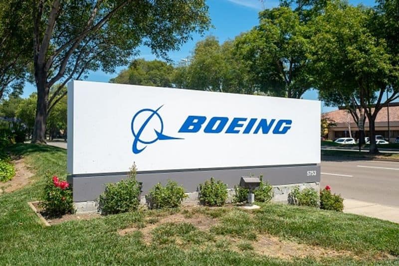 FAA investigates Boeing for possible inspection failures and record falsification of 787s snt