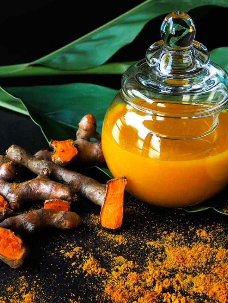 benefits of drinking turmeric water or haldi water