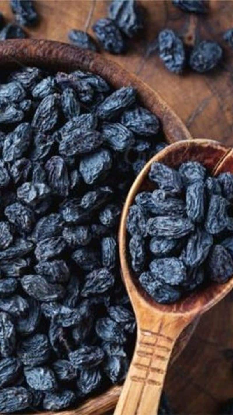 black raisins benefits for men and women kali kishmish ke fayde kxa 