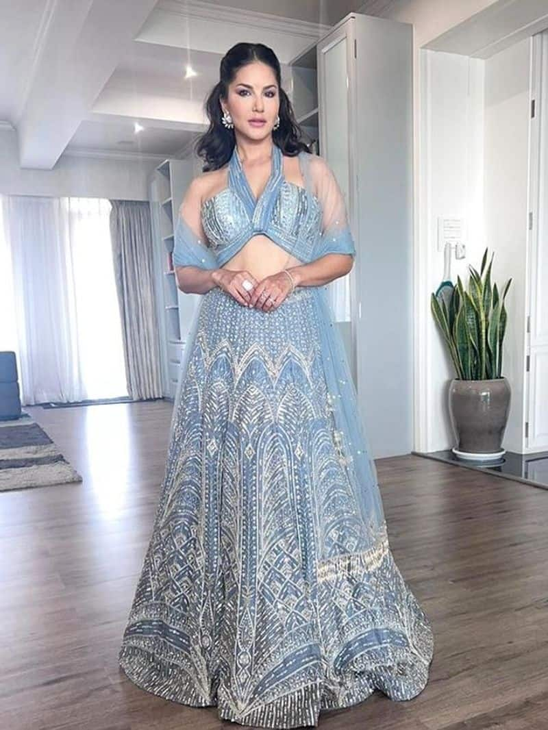 Sunny Leone 8 latest lehenga design zkamn