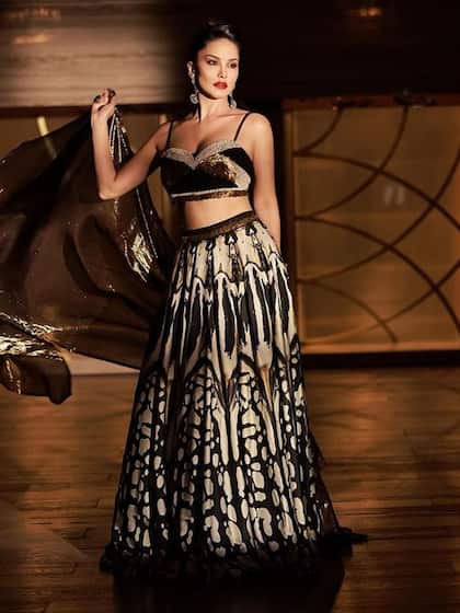 ब्लैक प्रिंटेड लहंगा (Black Printed Lehenga)