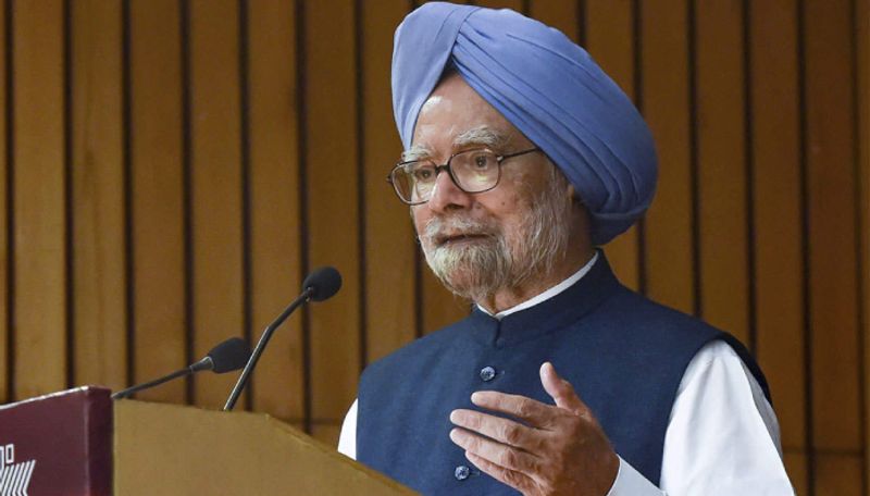 Modi first PM to lower dignity of public discourse, says Manmohan Singh in letter to Punjab voters snt