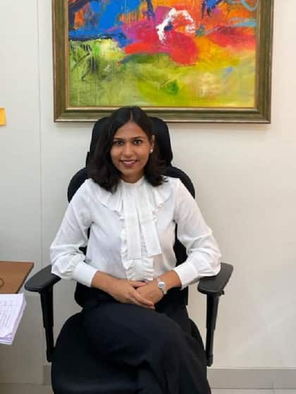 <p><strong>जवाब: </strong>मुंबई की झुग्गी झोपड़ियों में महिलाएं घरेलू हिंसा का सामना करती हैं। कुछ बोलती भी नहीं हैं। यह कानून जरूरी है।</p>
