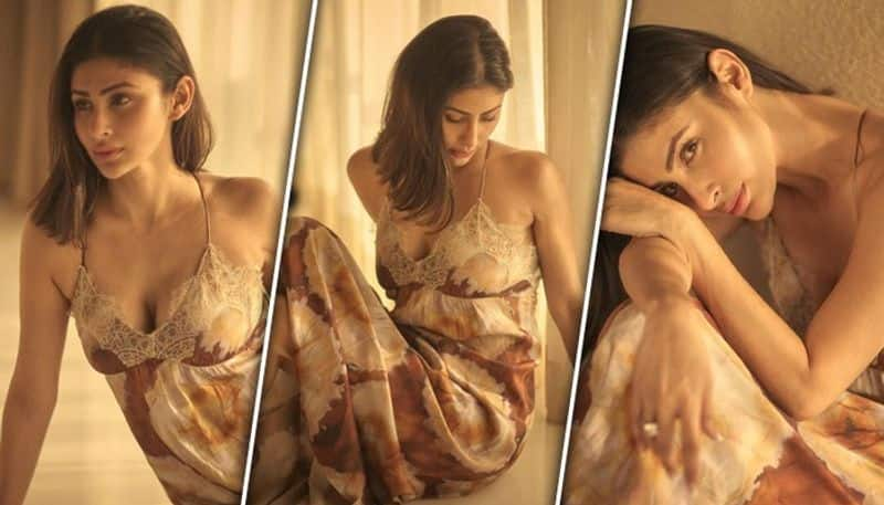 SEXY photos: Mouni Roy looks gorgeous in latest Instagram post; take a look RBA