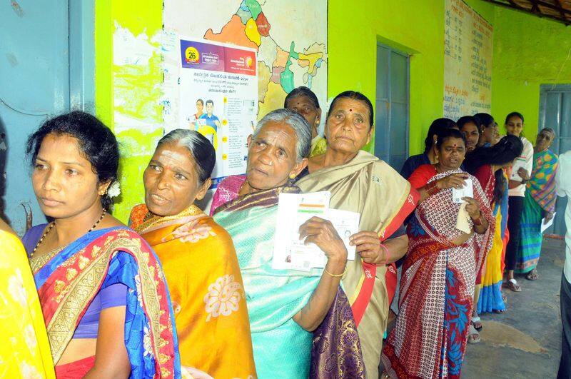 Lok sabha election 2024 in Karnataka polling was conducted peacefully at udupi chikkamagaluru constituency rav