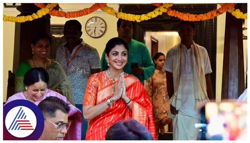 Bollywood Actress Shilpa shetty Visits   Shibaruru Sri   Kodamanittaya Kshetra at Mangaluru gow